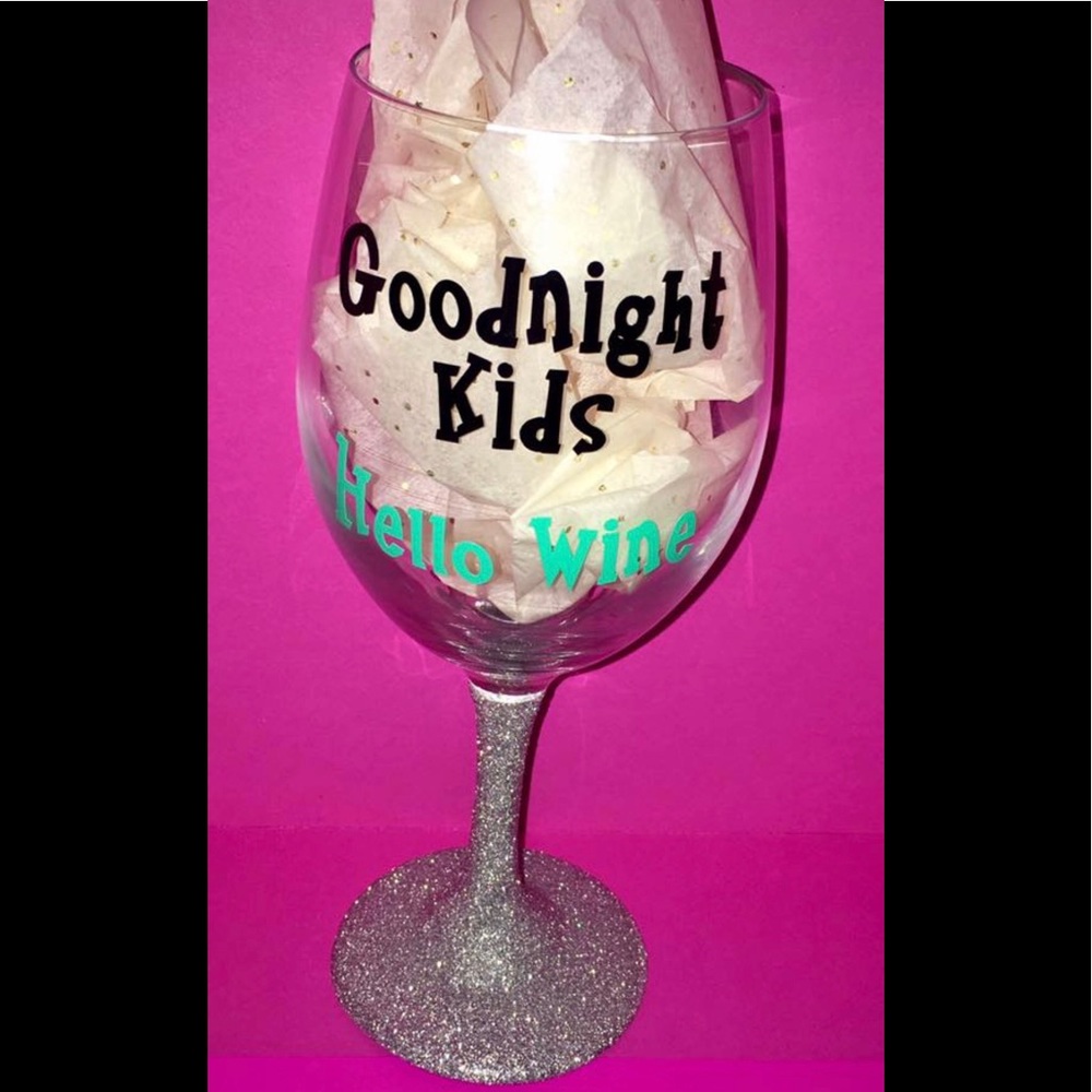 Goodnight kids wine glass